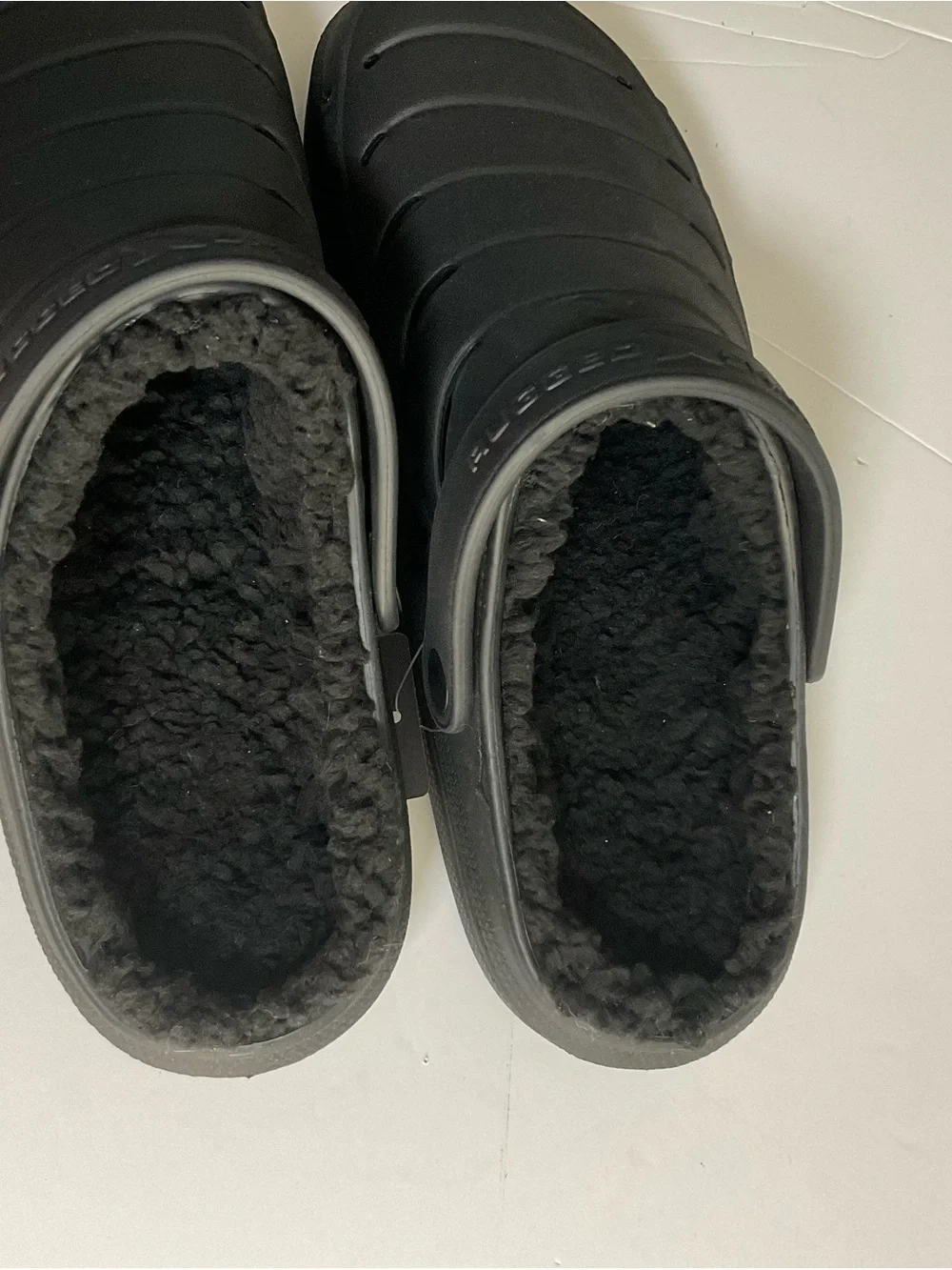 Rugged Shark comfortable black